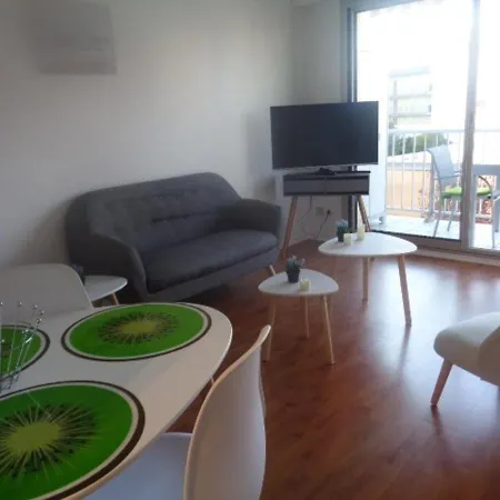 Cosy 24m² Avec Balcon, Proche Gare Et Au Centre-ville D'arcachon - Fr-1-374-104 Apartment